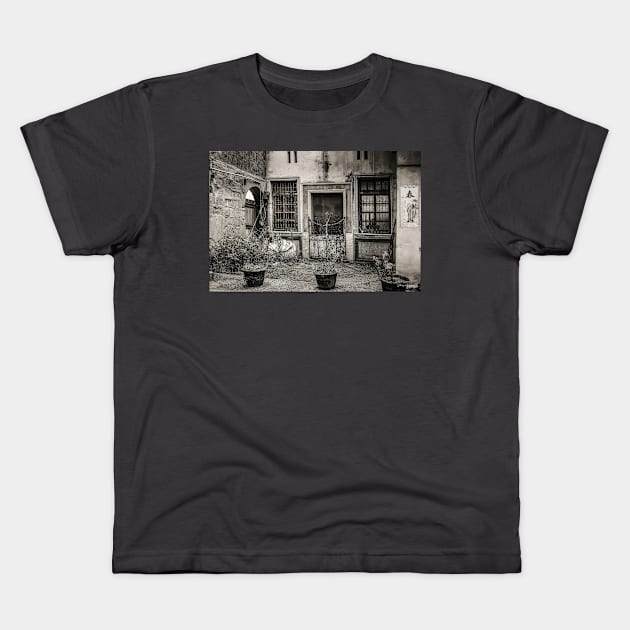 Old House Yilan, Taiwan Kids T-Shirt by JerryGranamanPhotos71